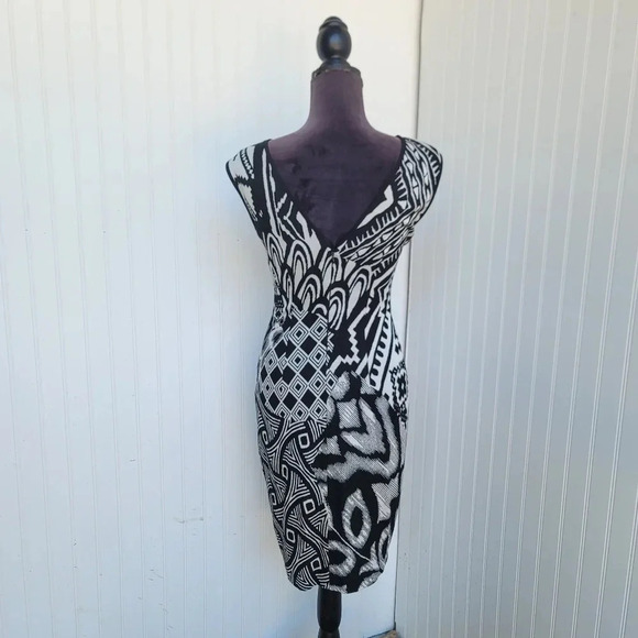 $158 NWT Cache Dress Black White Strerch Linned Abstract Sleveless Keyhole Sz M - Picture 10 of 16
